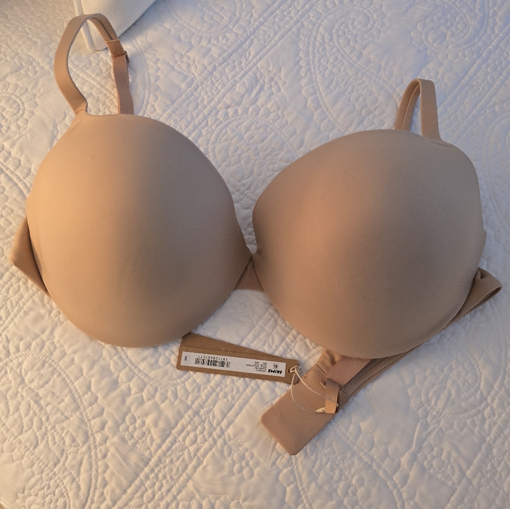 ❤️ SKIMS NEVER WORN plunge pushup bra 40DD